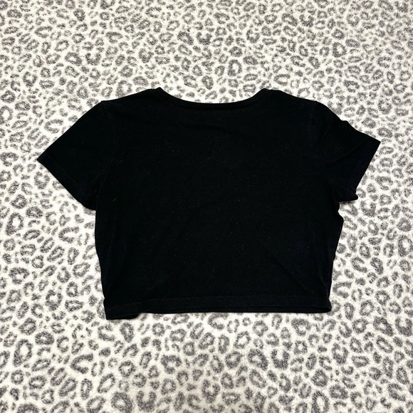 cropped tee - Picture 3 of 3